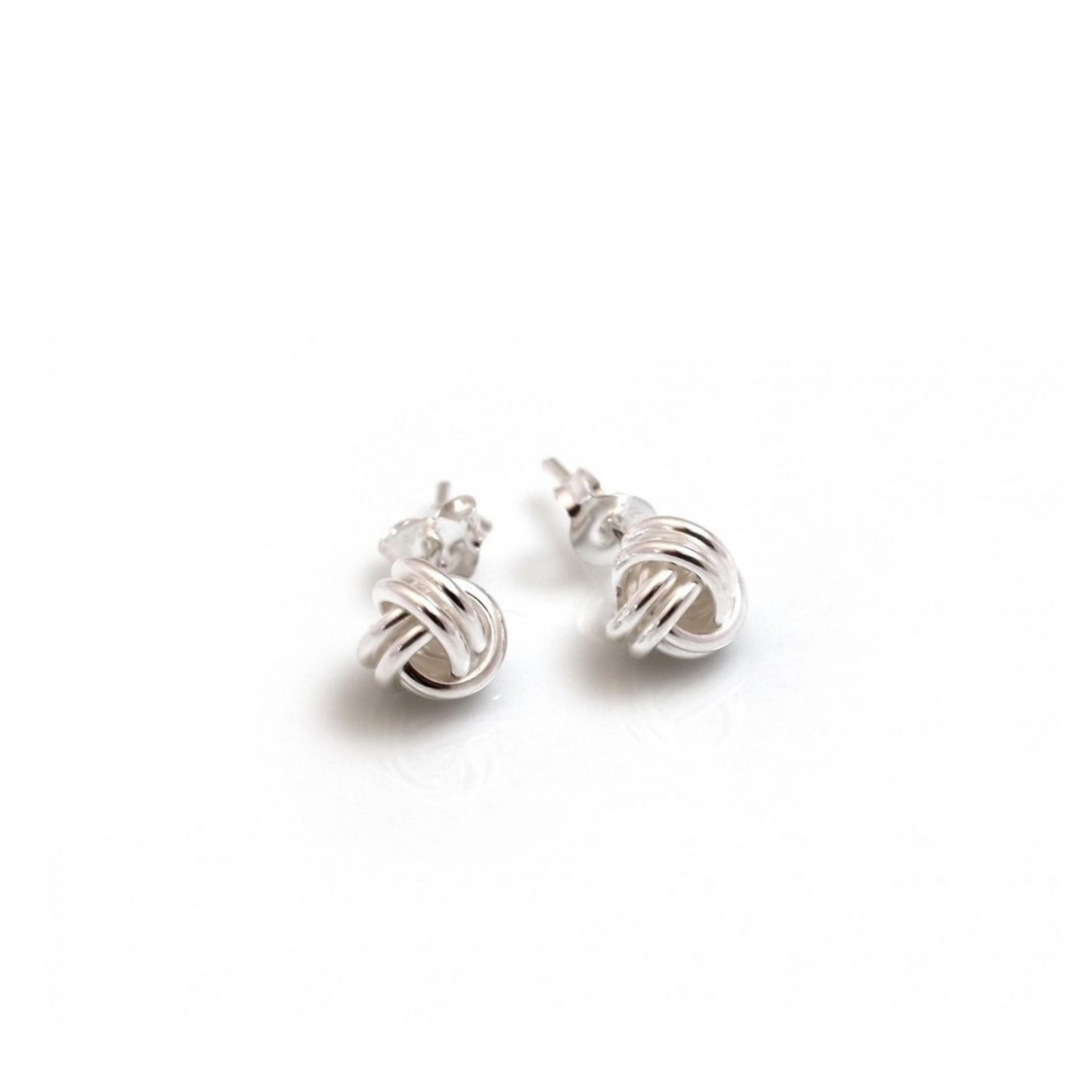 Hiho Sterling Silver Knot Stud Earrings